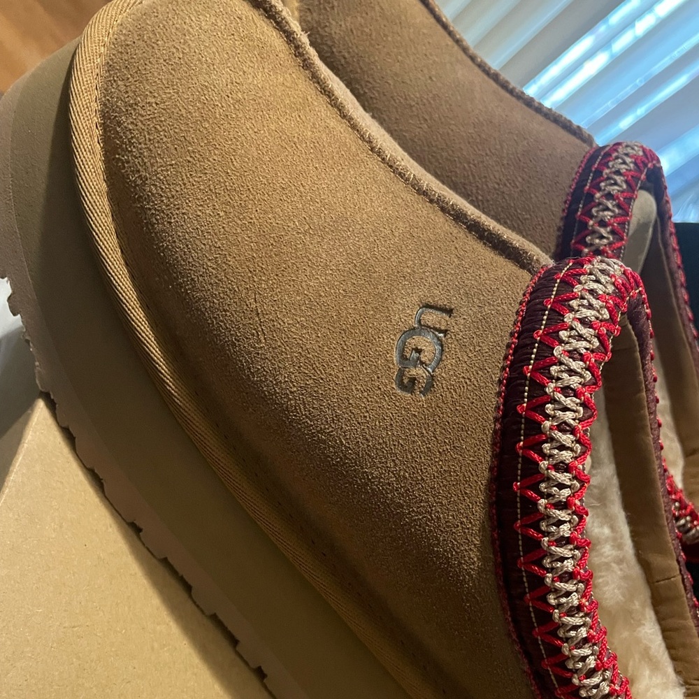 Ugg tazz platform